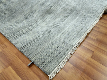 Modern / Contemporary hand-knotted wool/silk rug in Gray, 8' x 10'2" — SKU O079317 (view 6)