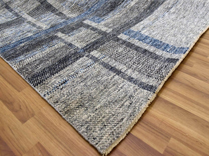 Modern / Contemporary hand-knotted wool rug in Gray, 9' x 12'1" — SKU O079381 (view 6)