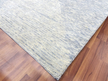Modern / Contemporary hand-knotted wool rug in Gray, 11'10" x 15'2" — SKU O079399 (view 6)