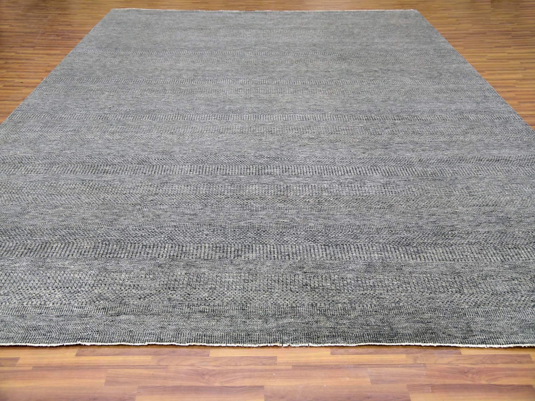 Modern / Contemporary hand-knotted wool rug in Gray, 12' x 15'1" — SKU O079451 (view 2)