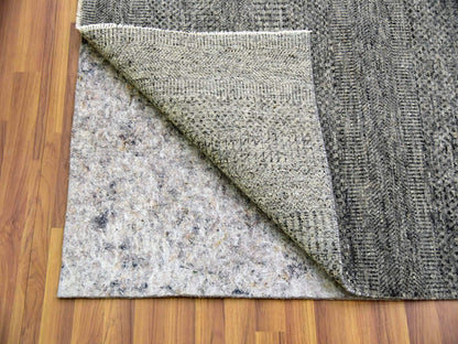 Modern / Contemporary hand-knotted wool rug in Gray, 12' x 15'1" — SKU O079451 (view 4)