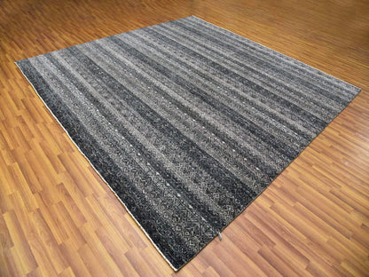 Modern / Contemporary hand-knotted wool rug in Gray, 10' x 10' — SKU O079460 (view 3)