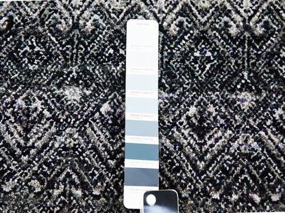 Modern / Contemporary hand-knotted wool rug in Gray, 10' x 10' — SKU O079460 (view 7)