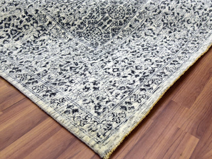 Mamluk Mamluk hand-knotted wool rug in Ivory, 8' x 9'10" — SKU O079471 (view 6)