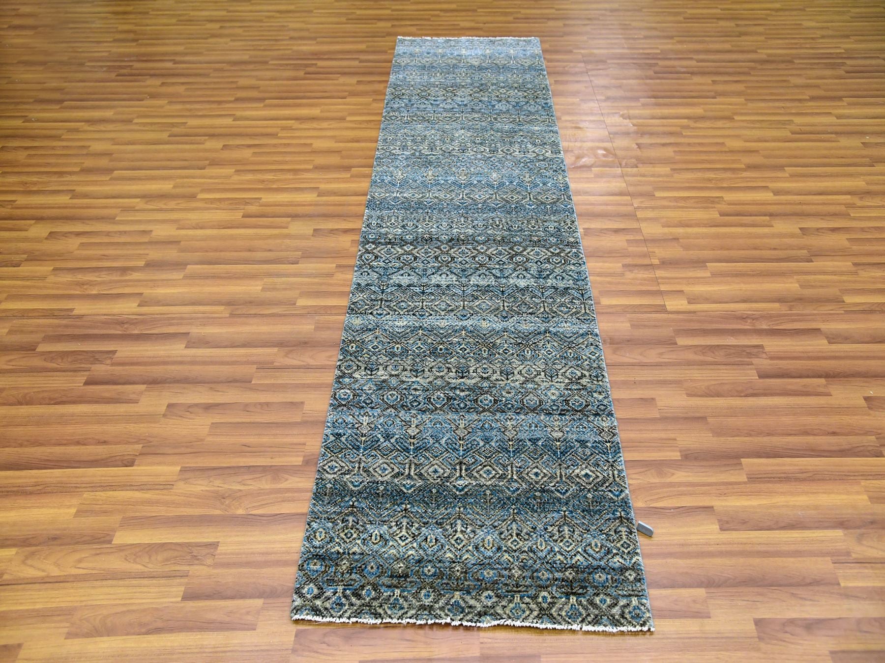 Blue 2'6" x 10'0" Modern / Contemporary Hand knotted Wool Rug - Sku: O079494