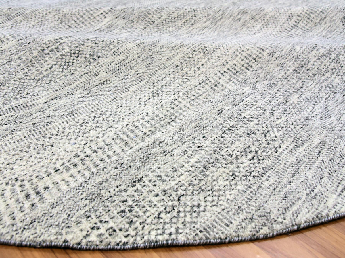 Modern / Contemporary hand-knotted wool rug in Gray, 11'2" x 11'2" — SKU O079507 (view 6)