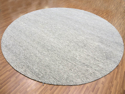 Modern / Contemporary hand-knotted wool rug in Gray, 12'11" x 12'11" — SKU O079509 (view 3)