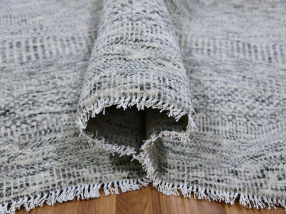 Modern / Contemporary hand-knotted wool rug in Gray, 8' x 8' — SKU O079512 (view 5)