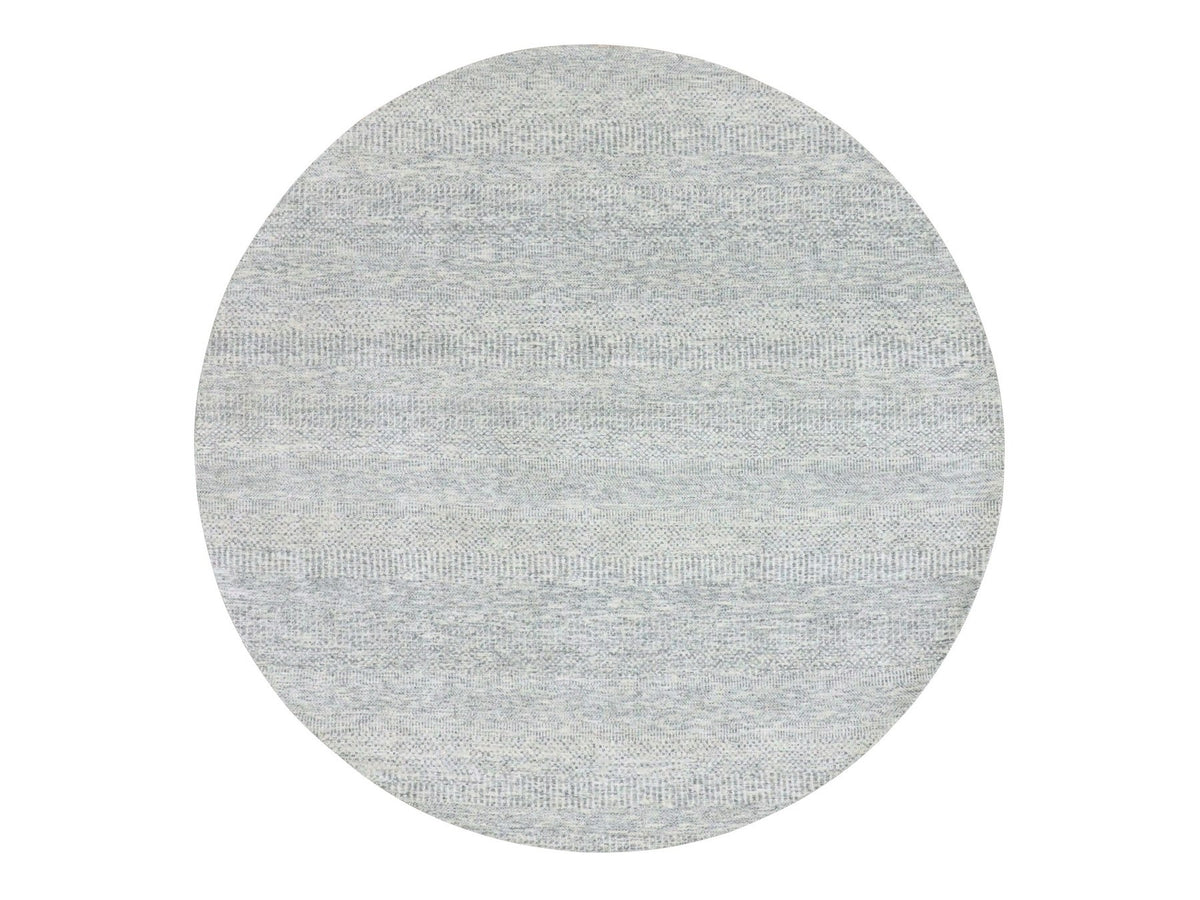 Modern / Contemporary hand-knotted wool rug in Gray, 7'9" x 7'9" — SKU O079515
