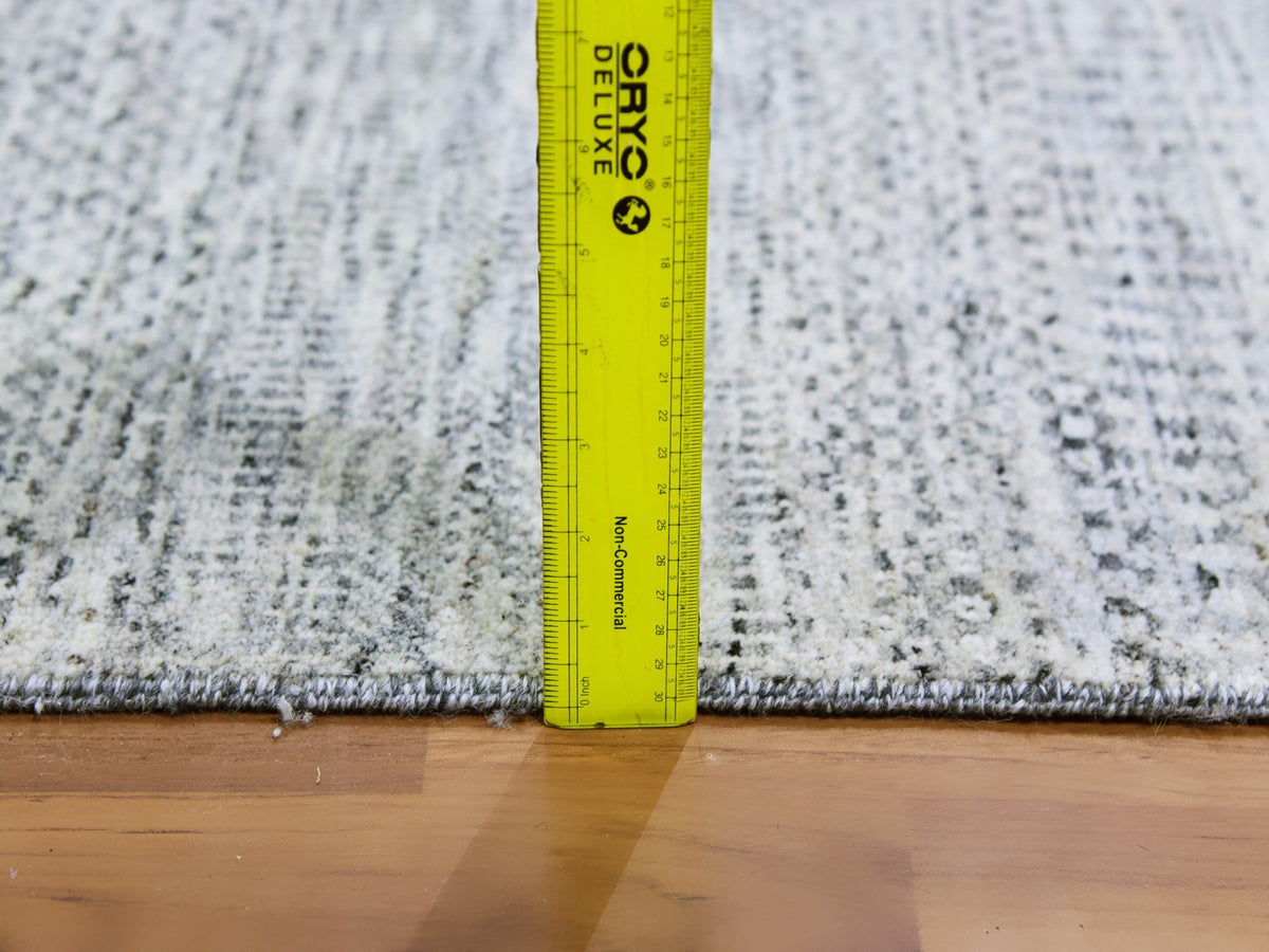 Modern / Contemporary hand-knotted wool runner in Gray, 4' x 10'1" — SKU O079522 (view 6)
