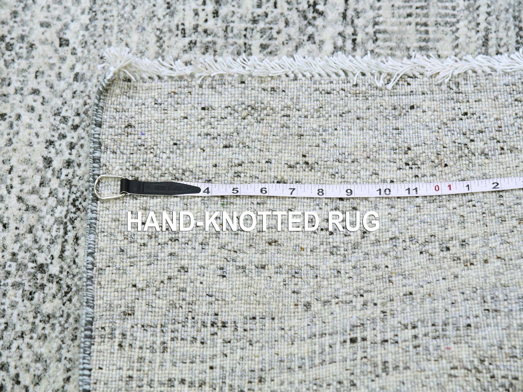 Modern / Contemporary hand-knotted wool runner in Gray, 3'11" x 12'2" — SKU O079530 (view 7)