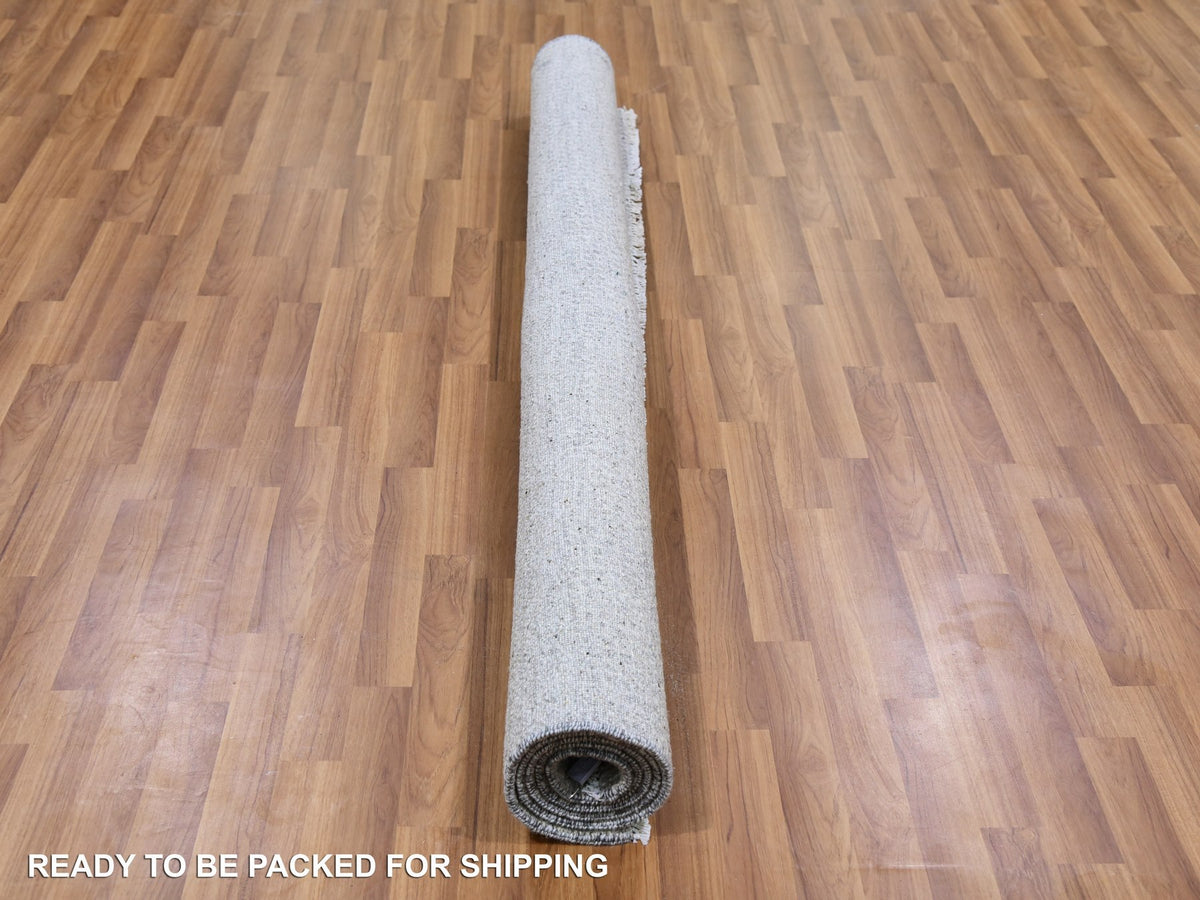 Modern / Contemporary hand-knotted wool rug in Gray, 6' x 6'1" — SKU O079543 (view 5)