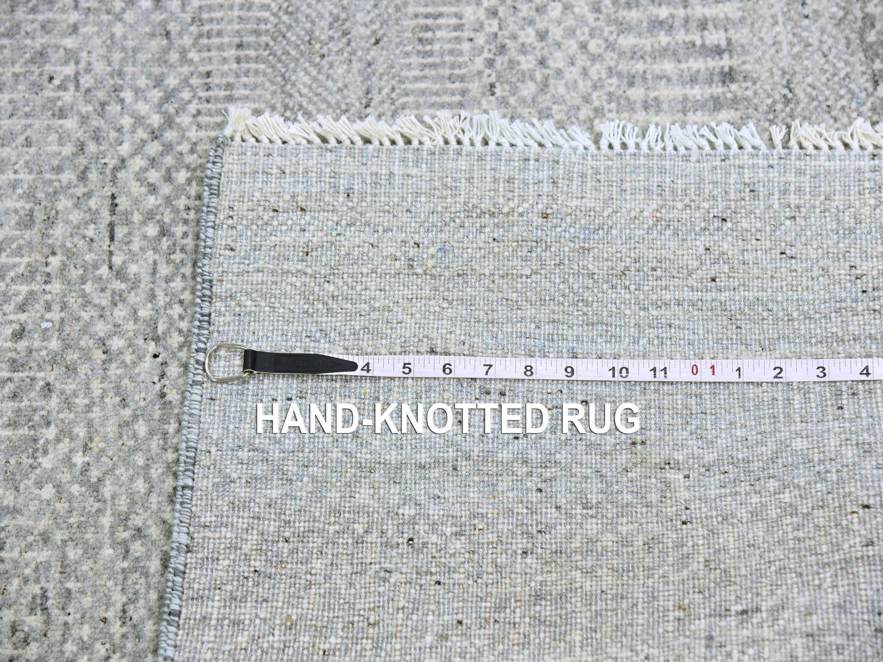 Modern / Contemporary hand-knotted wool rug in Gray, 6' x 6'1" — SKU O079543 (view 7)