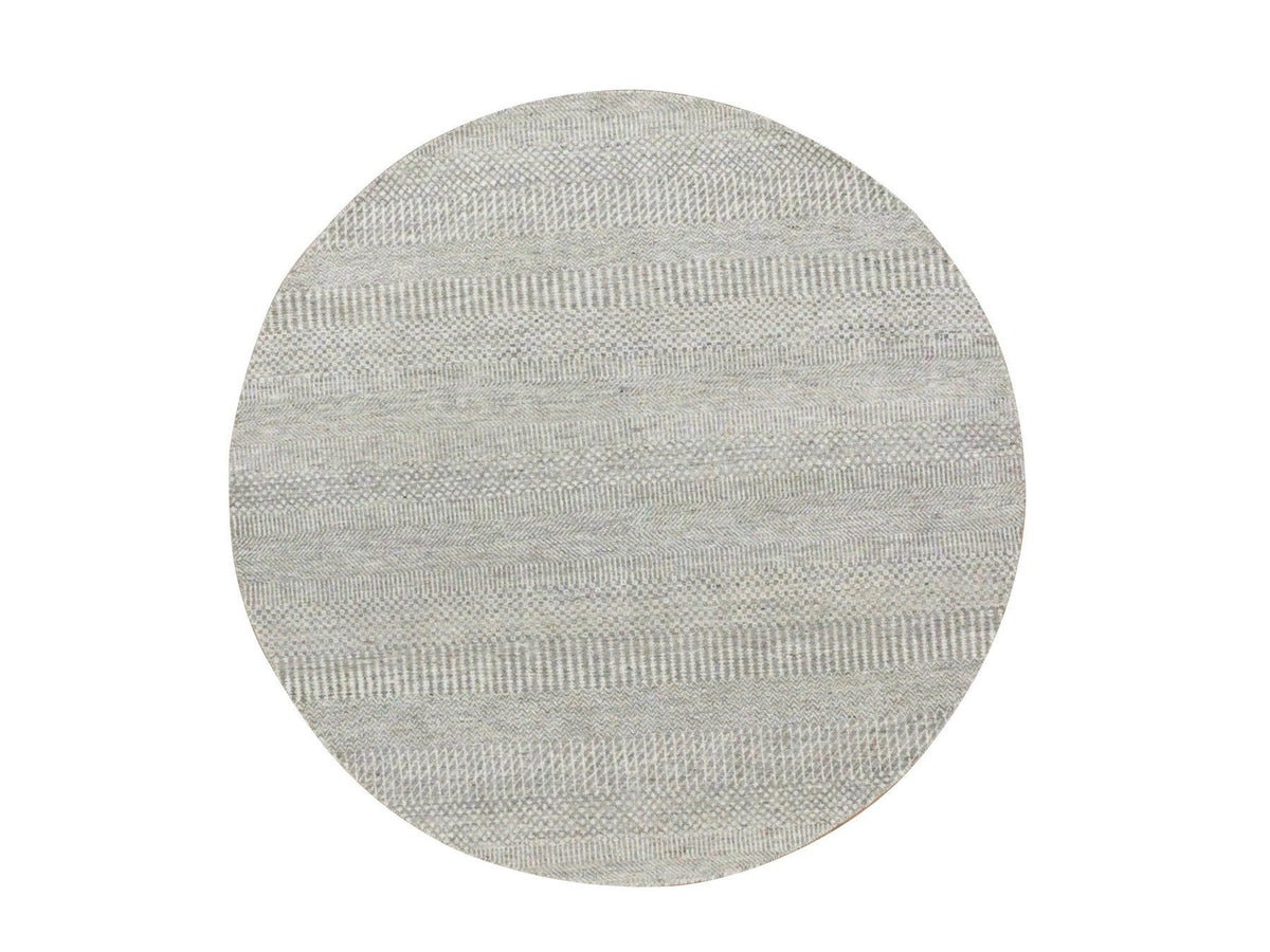 Modern / Contemporary hand-knotted wool rug in Gray, 4'10" x 4'11" — SKU O079544