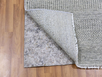 Modern / Contemporary hand-knotted wool runner in Gray, 2'6" x 10'2" — SKU O079545 (view 3)
