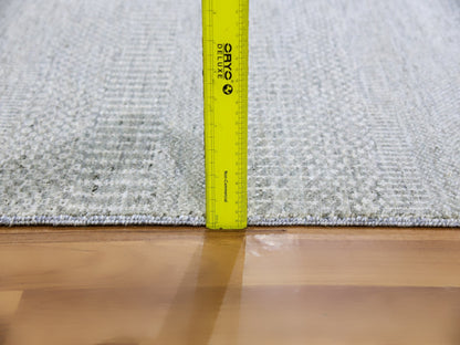 Modern / Contemporary hand-knotted wool runner in Gray, 2'6" x 10'2" — SKU O079545 (view 6)