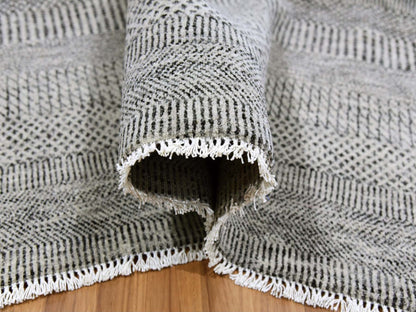 Grey 8'0" x 10'0" Modern and Contemporary Hand knotted Wool Rug - Sku: O079558