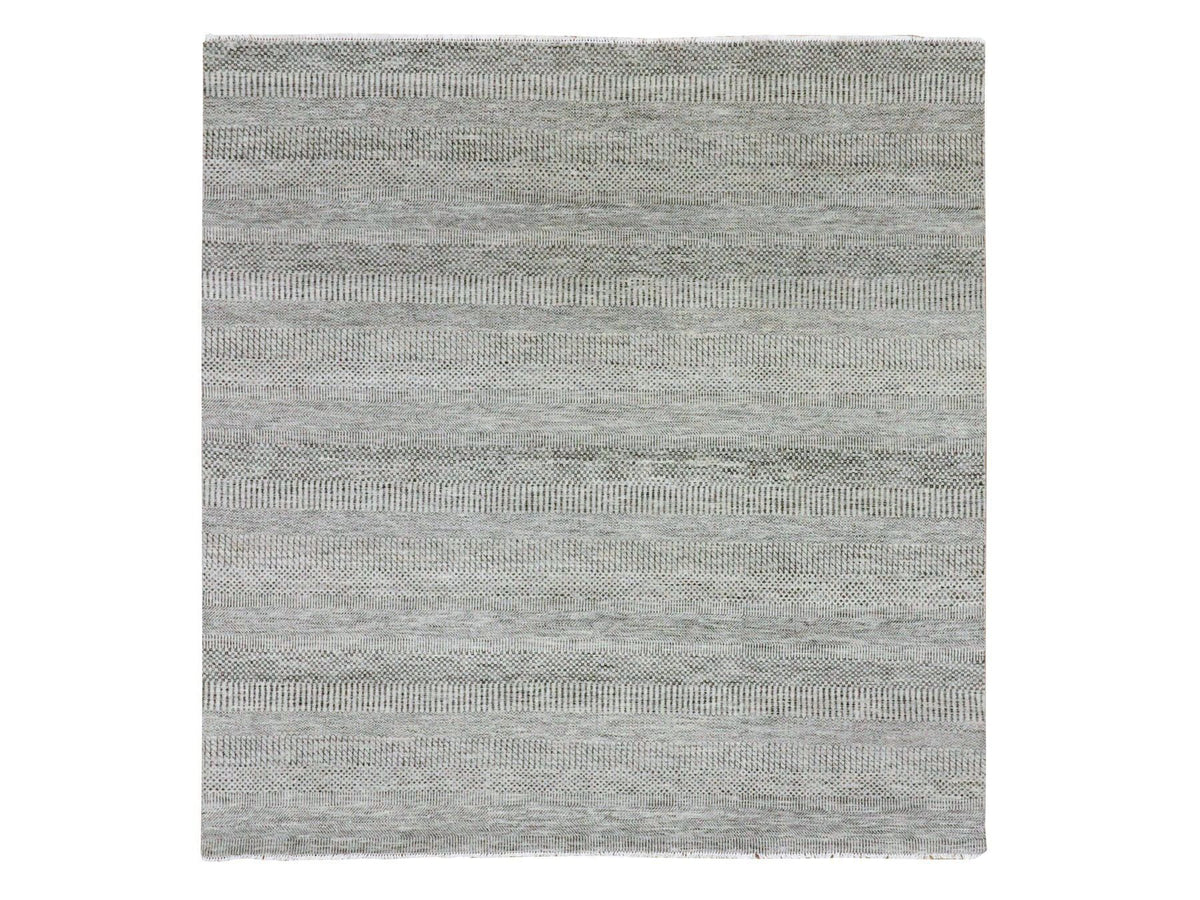Modern / Contemporary hand-knotted wool rug in Gray, 7'11" x 8'1" — SKU O079559