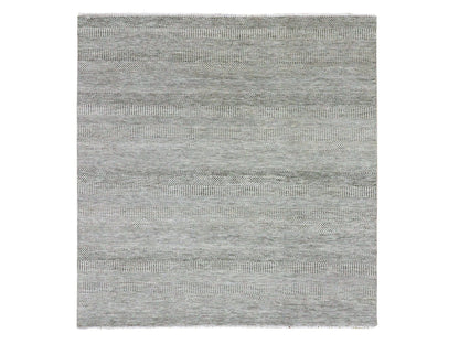 Modern / Contemporary hand-knotted wool rug in Gray, 7'11" x 8'1" — SKU O079559