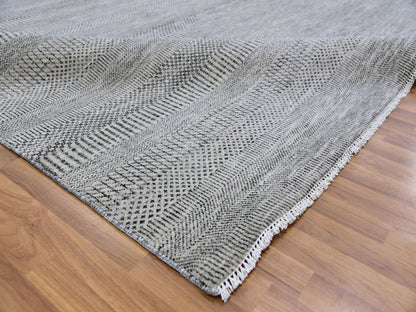 Modern / Contemporary hand-knotted wool rug in Gray, 7'11" x 8'1" — SKU O079559 (view 6)