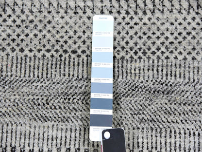 Modern / Contemporary hand-knotted wool rug in Gray, 7'11" x 8'1" — SKU O079559 (view 7)
