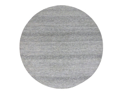 Modern / Contemporary hand-knotted wool rug in Gray, 7'9" x 7'9" — SKU O079564