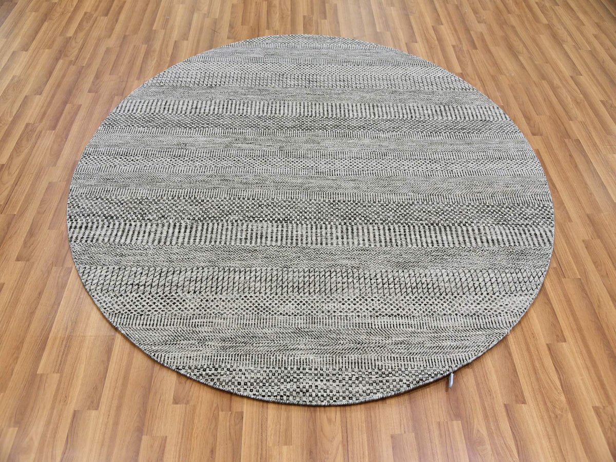 Modern / Contemporary hand-knotted wool rug in Gray, 6' x 6'1" — SKU O079566 (view 2)