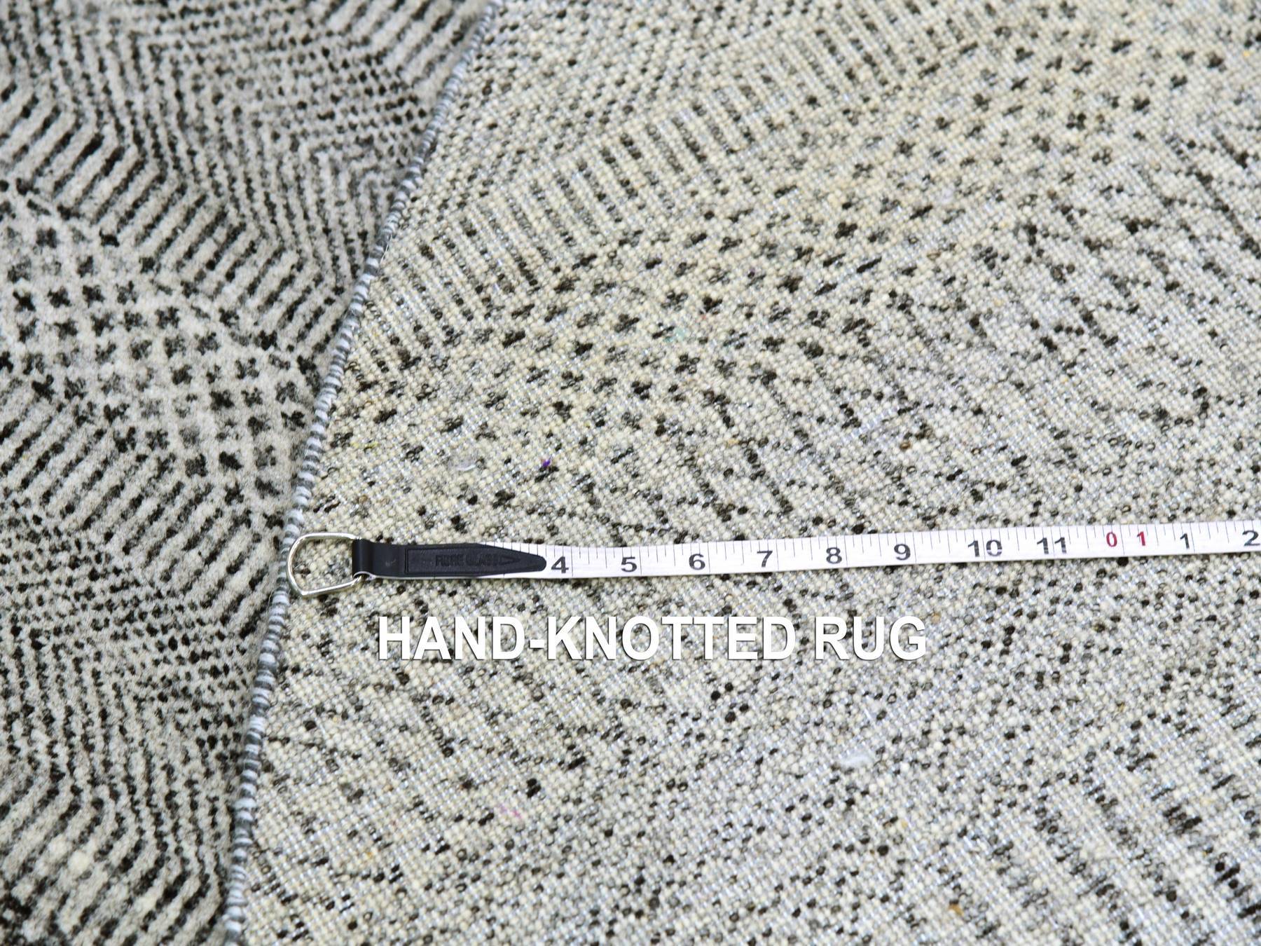 Modern / Contemporary hand-knotted wool rug in Gray, 6' x 6'1" — SKU O079566 (view 7)