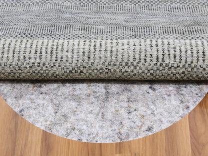 Modern / Contemporary hand-knotted wool rug in Gray, 4'9" x 4'10" — SKU O079567 (view 3)