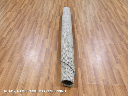 Modern / Contemporary hand-knotted wool rug in Gray, 4'9" x 4'10" — SKU O079567 (view 5)