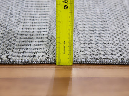 Modern / Contemporary hand-knotted wool runner in Gray, 4'1" x 12'1" — SKU O079568 (view 6)