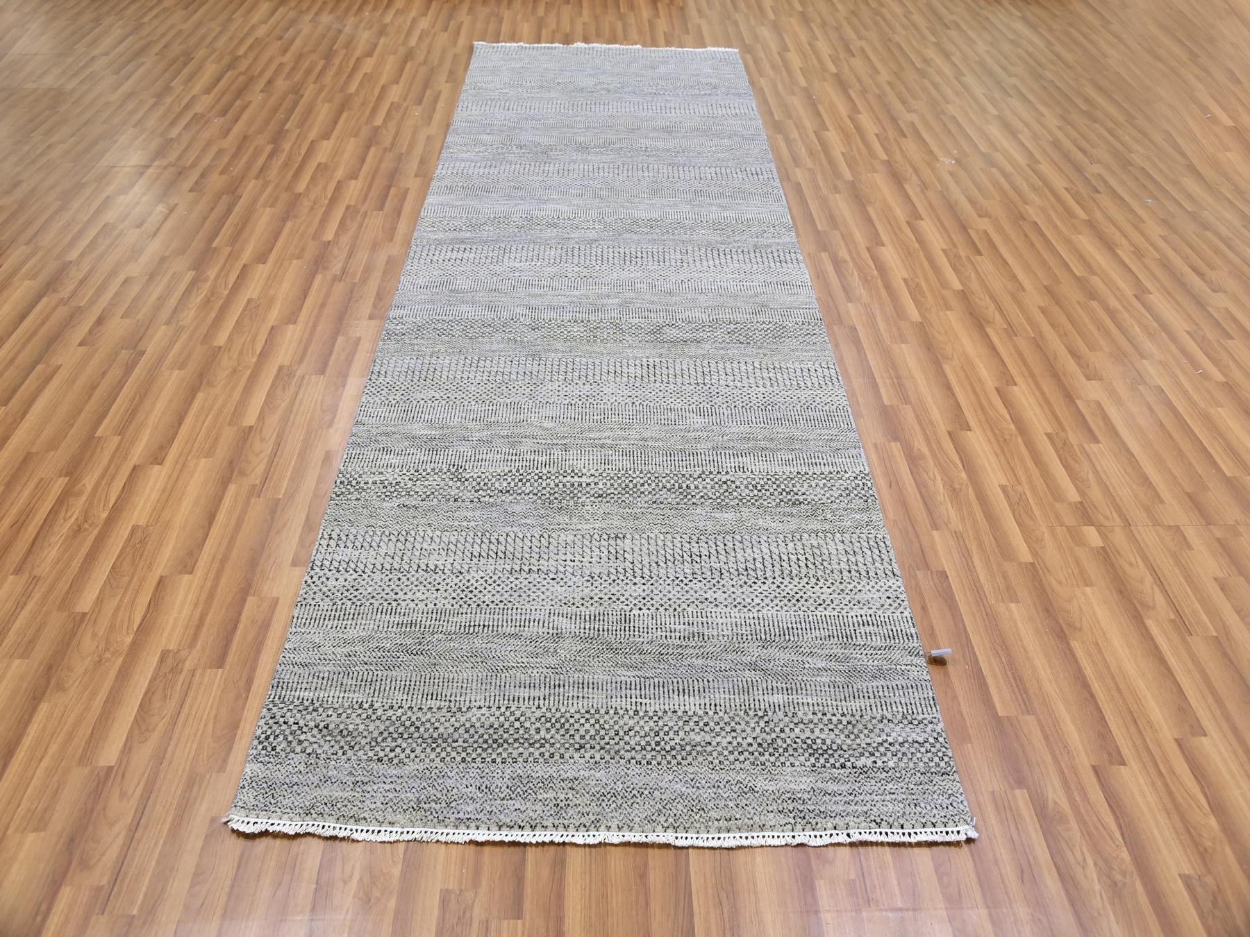 Modern / Contemporary hand-knotted wool runner in Gray, 4'1" x 12'1" — SKU O079569 (view 2)