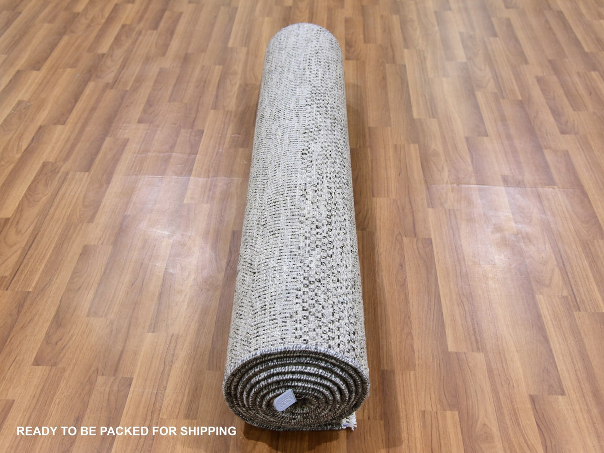 Modern / Contemporary hand-knotted wool runner in Gray, 4'1" x 12'1" — SKU O079569 (view 5)