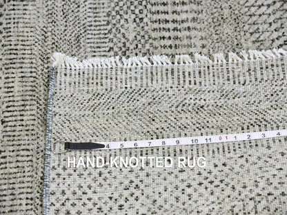 Modern / Contemporary hand-knotted wool rug in Gray, 4'2" x 6'1" — SKU O079576 (view 7)