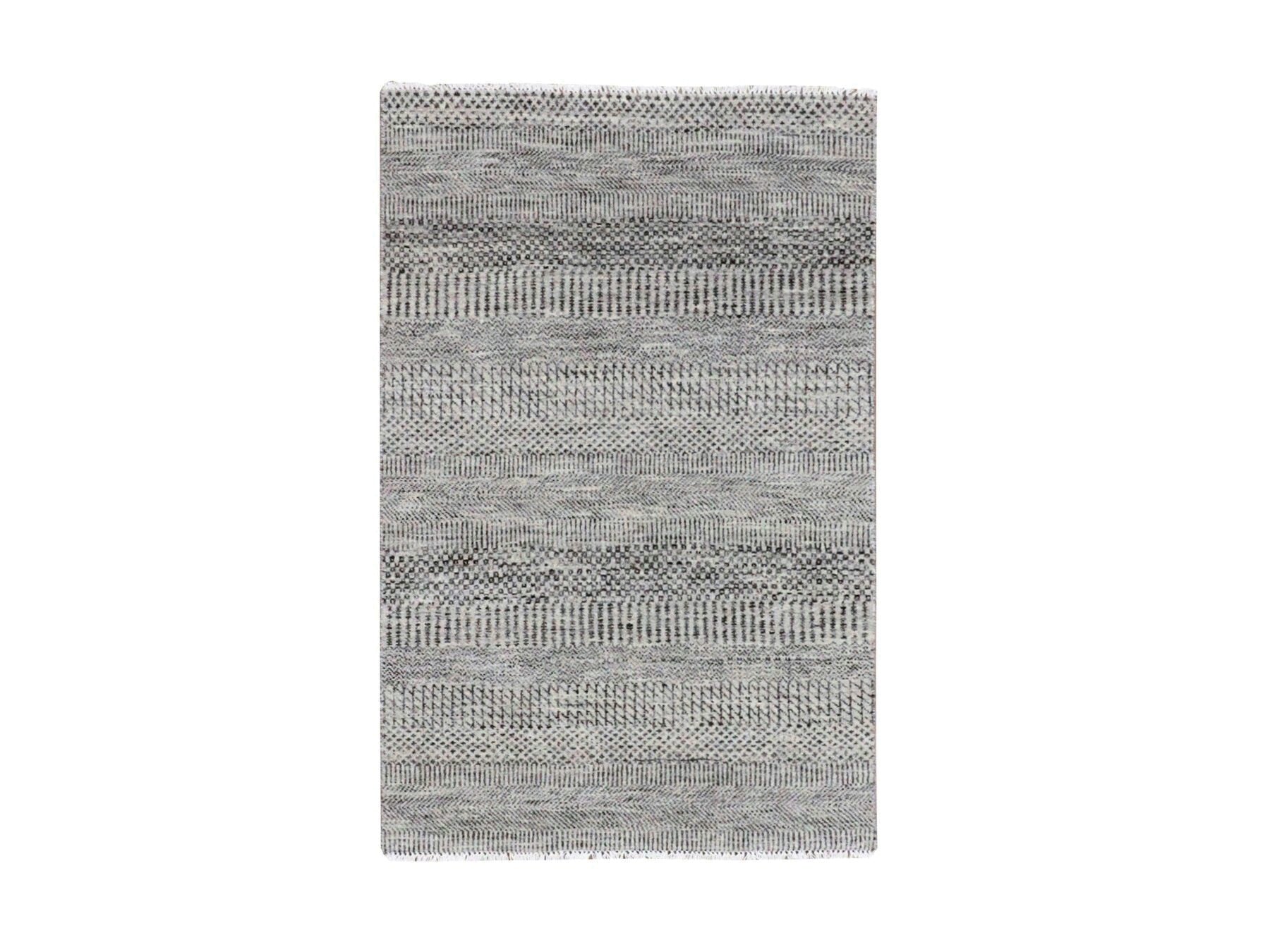 Modern / Contemporary hand-knotted wool rug in Gray, 3' x 4'9" — SKU O079577