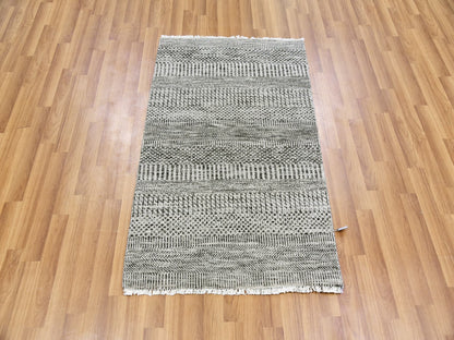 Modern / Contemporary hand-knotted wool rug in Gray, 2'7" x 4'1" — SKU O079578 (view 2)