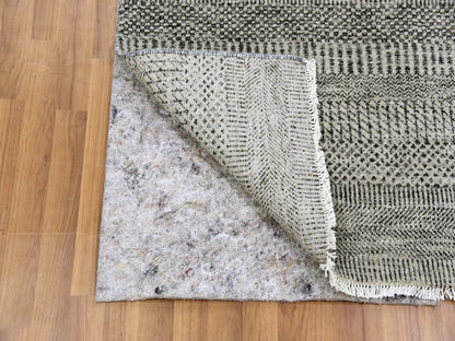 Grey 2'7" x 4'1" Modern / Contemporary Hand knotted Wool Rug - Sku: O079578
