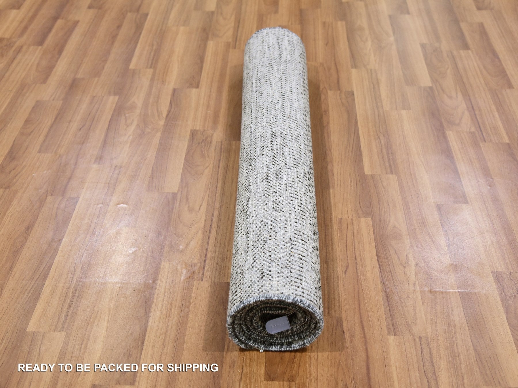 Modern / Contemporary hand-knotted wool rug in Gray, 3' x 4'10" — SKU O079579 (view 5)