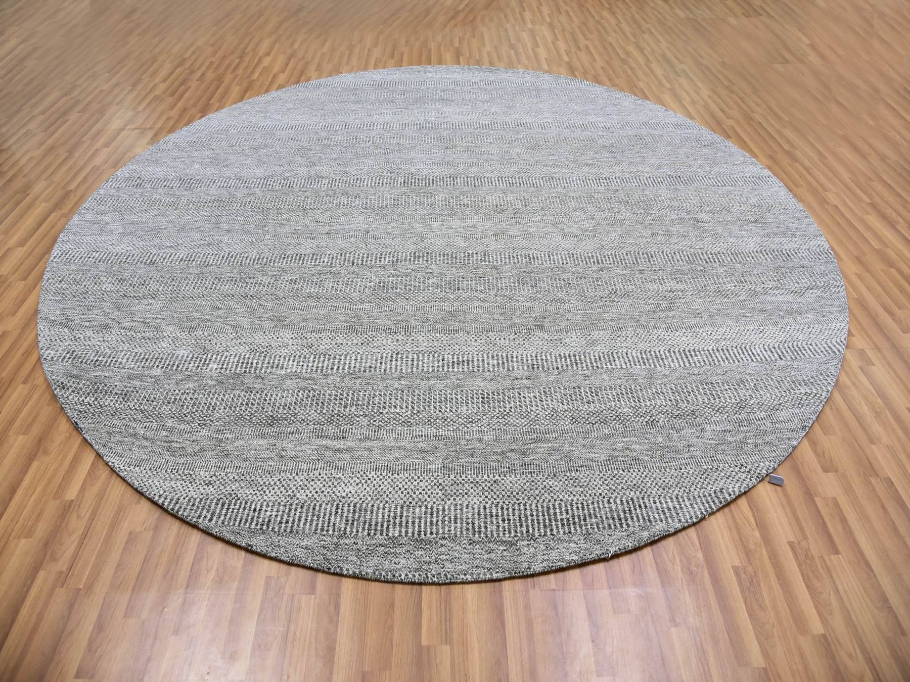 Modern / Contemporary hand-knotted wool rug in Gray, 11'2" x 11'2" — SKU O079584 (view 2)