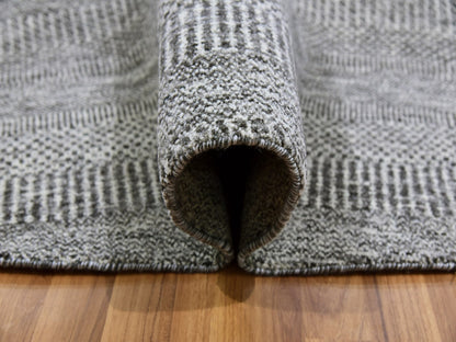 Modern / Contemporary hand-knotted wool rug in Gray, 11'2" x 11'2" — SKU O079584 (view 5)