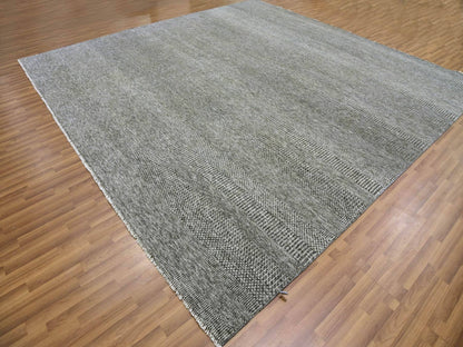 Modern / Contemporary hand-knotted wool rug in Gray, 12' x 12'2" — SKU O079587 (view 3)