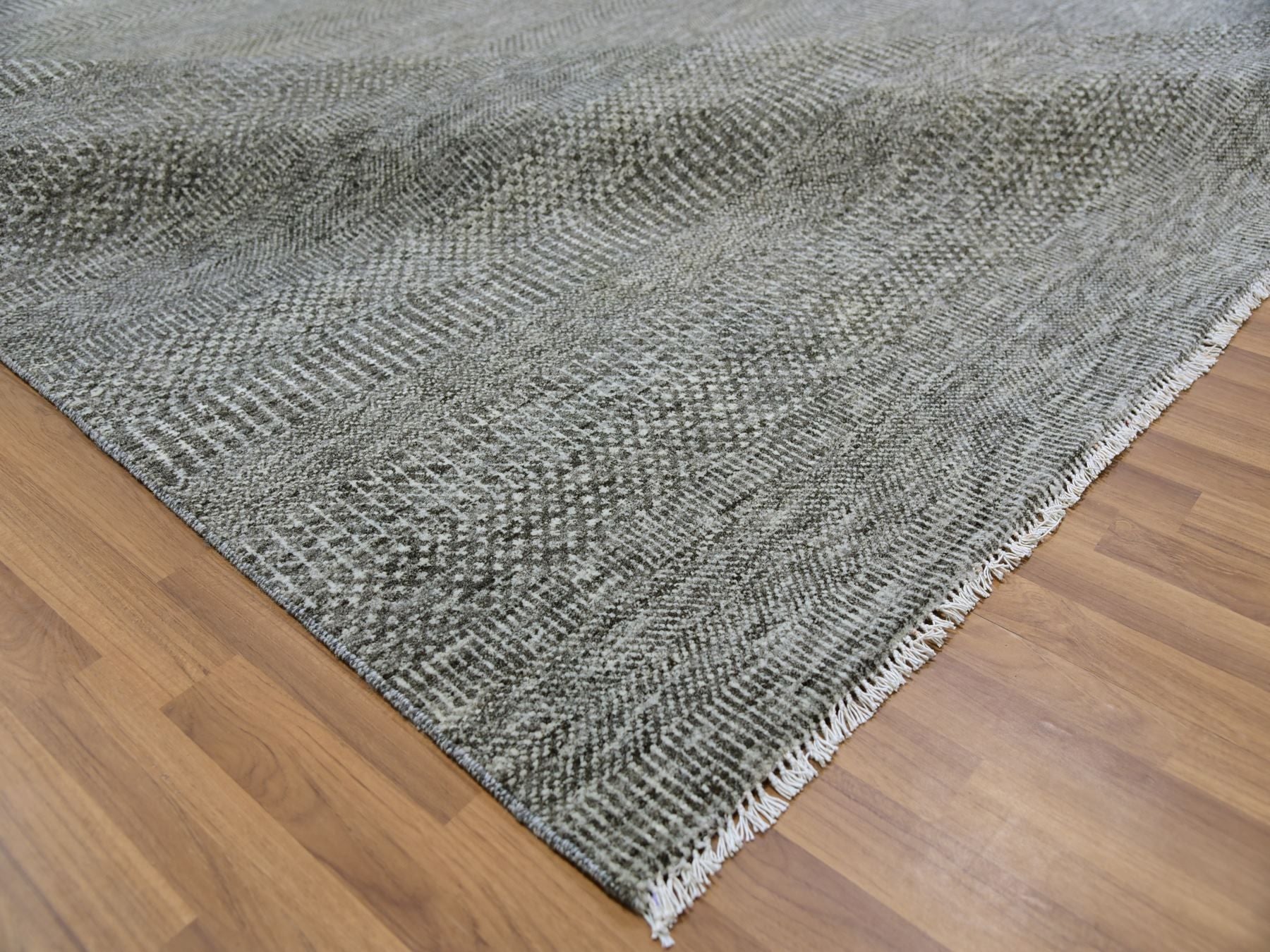 Modern / Contemporary hand-knotted wool rug in Gray, 12' x 12'2" — SKU O079587 (view 6)