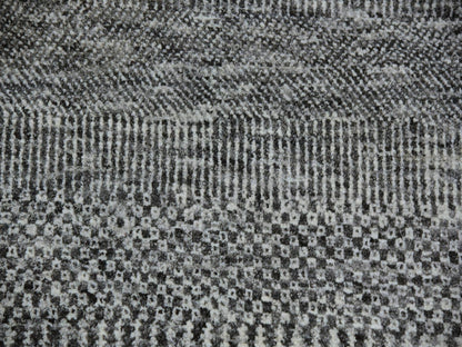 Modern / Contemporary hand-knotted wool rug in Gray, 14'1" x 18'2" — SKU O079588 (view 7)