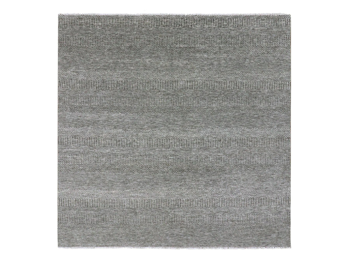 Modern / Contemporary hand-knotted wool rug in Gray, 8'1" x 8'2" — SKU O079589