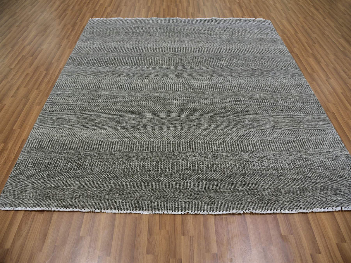 Modern / Contemporary hand-knotted wool rug in Gray, 8'1" x 8'2" — SKU O079589 (view 2)