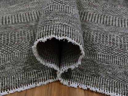 Modern / Contemporary hand-knotted wool rug in Gray, 8'1" x 8'2" — SKU O079589 (view 5)