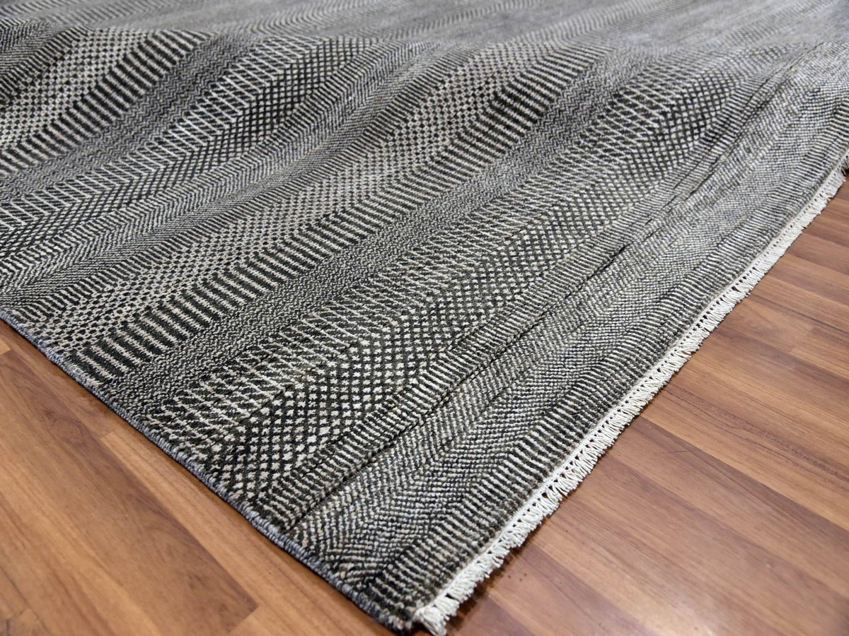 Modern / Contemporary hand-knotted wool/silk rug in Gray, 8'1" x 10'3" — SKU O079614 (view 6)
