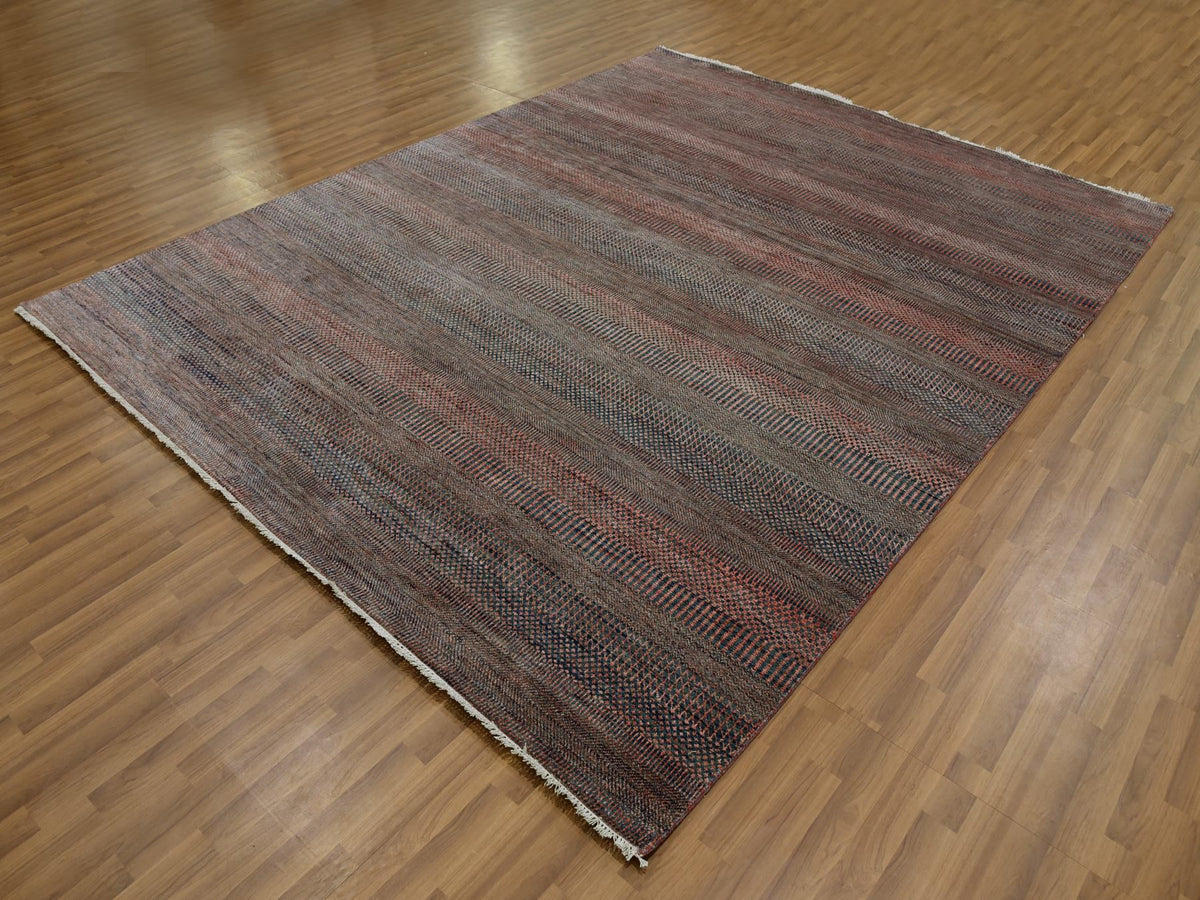 Modern / Contemporary hand-knotted wool/silk rug in Gray, 8'1" x 10'2" — SKU O079617 (view 3)