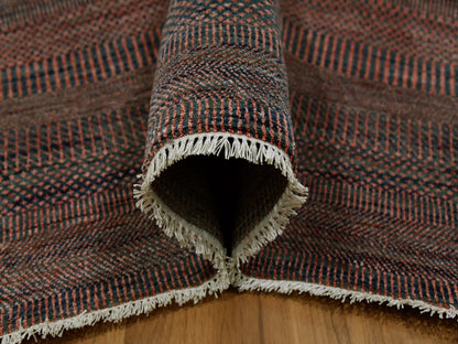 Modern / Contemporary hand-knotted wool/silk rug in Gray, 8'1" x 10'2" — SKU O079617 (view 5)