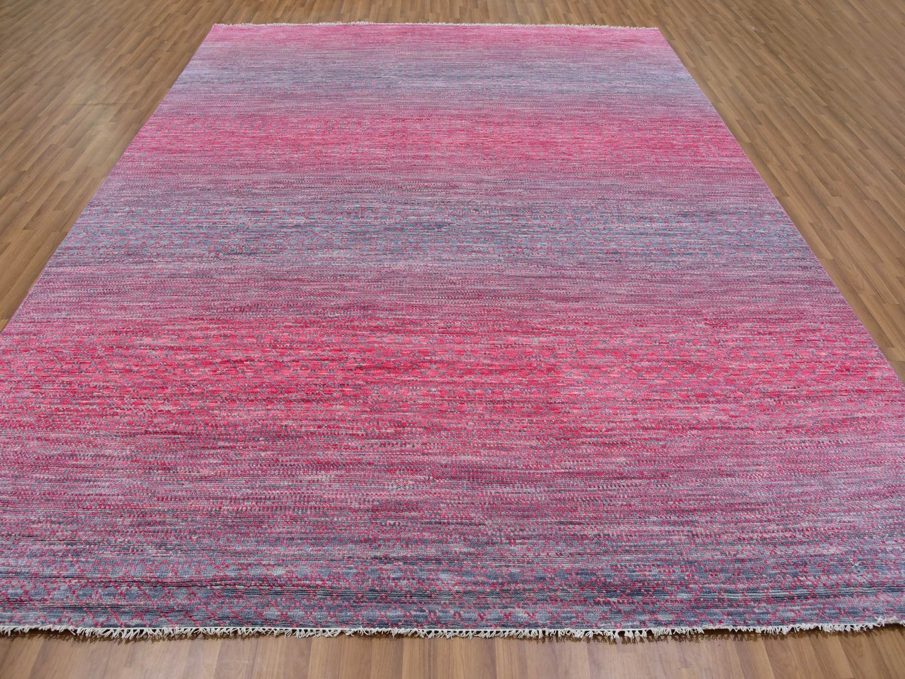 Modern / Contemporary hand-knotted wool rug in Red, 9'4" x 12'2" — SKU O079645 (view 2)